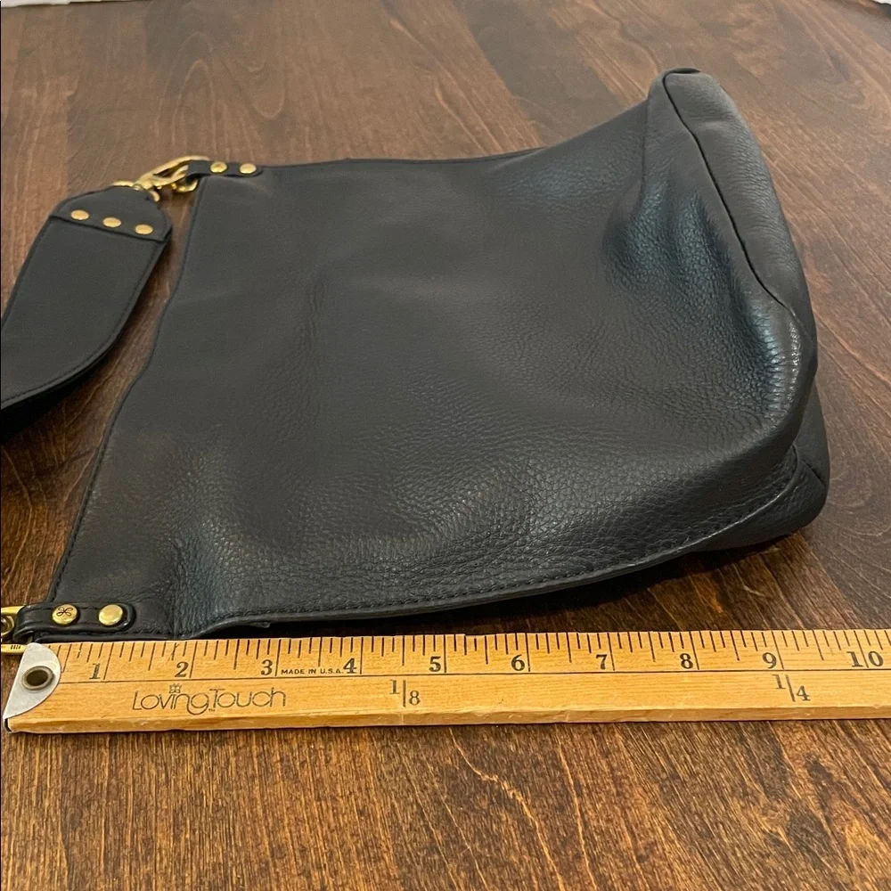HOBO FLARE Bucket Bag Black Pebbled Leather Crossbody Purse - Picture 10 of 13